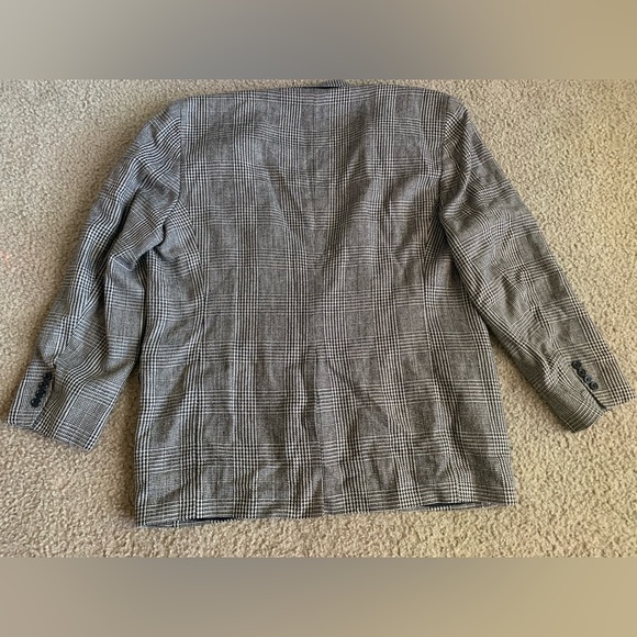 Mens Suit - Picture 2 of 4